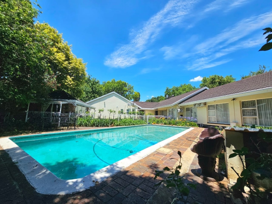 6 Bedroom Property for Sale in Grimbeeck Park North West